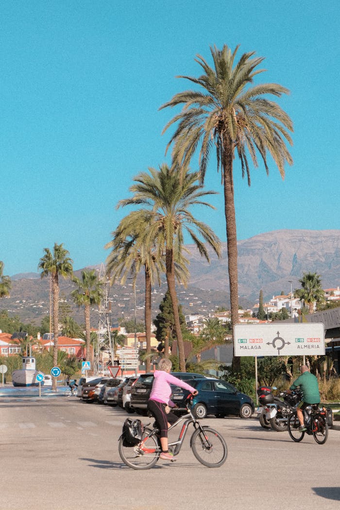 bicyclists-in-sunny-lagos-andalucia-intersection-33797227